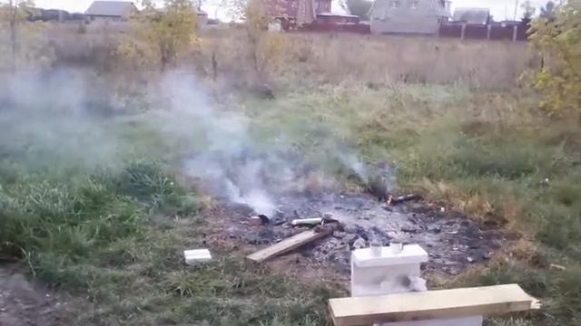 Балон строительной пены в костре смотреть онлайн