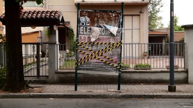 NON CI PIACE di Roberto Dassoni e Donatella Ferrari смотреть онлайн