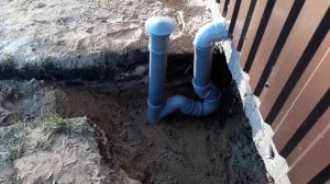 Гидрозатвор из сантехнических труб 100мм. belstroika.ru