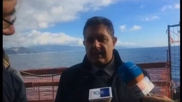 SOPRALLUOGO DI TOTI SULLA PASSERELLA FRA S. MARGHERITA E PORTOFINO смотреть онлайн