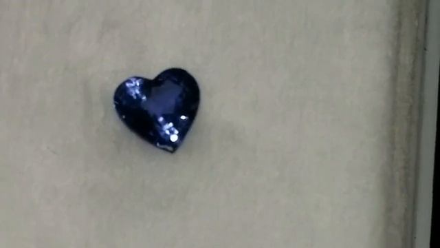Сапфир огранка сердце 0,46 Cts. 4.8 мм смотреть онлайн