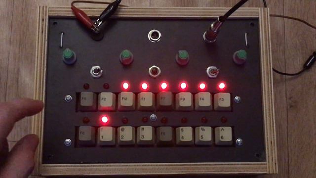 Драм-машина на Arduino смотреть онлайн