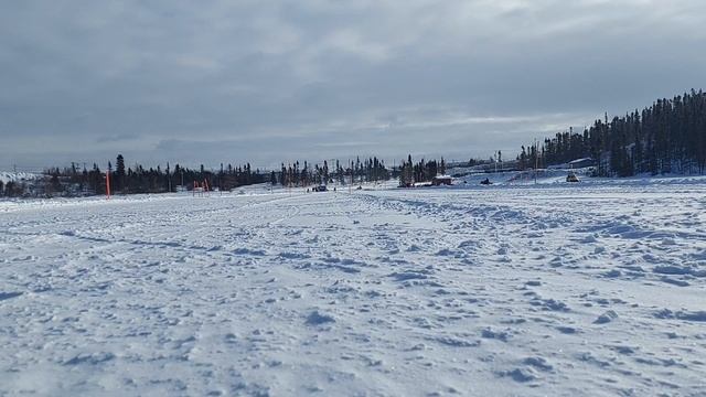 day at the races track grooming with the snowcat смотреть онлайн