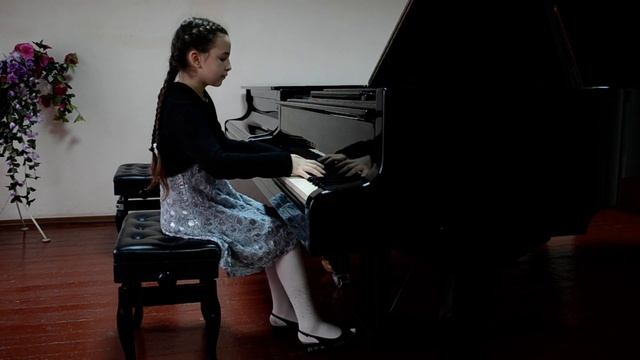 А. Лядов. Вальс ф. 9 № 1 (Исполняет Кононенко Вера) смотреть онлайн