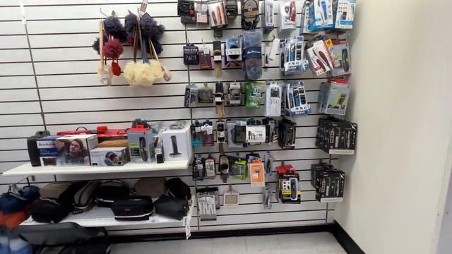 Брендовые вещи которые сможет позволить себе любой житель США смотреть онлайн