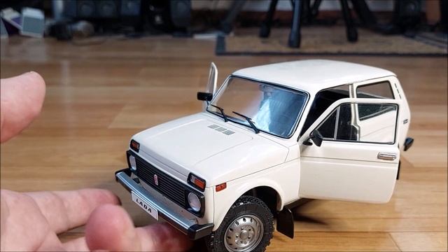 Diecast LADA NIVA 1:18 SOLIDO