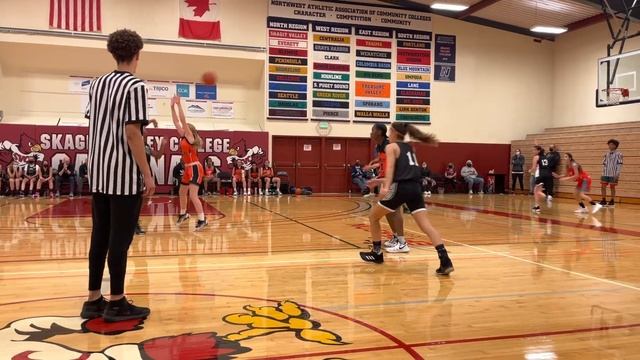 WA Elite Fall Ball Game 1 (2nd Half) смотреть онлайн