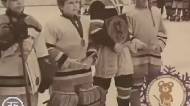 Анатолий Тарасов о турнире «Золотая шайба» и успехах Кирово-чепецких хоккеистов (1980 г.) смотреть онлайн