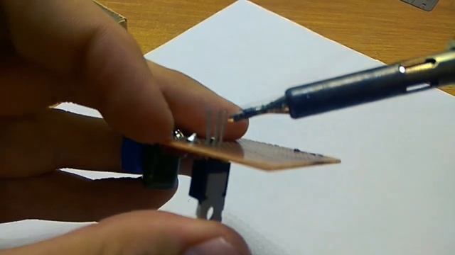 Защита от переполюсовки. Схемы для начинающих радиолюбителей. #2 Сборки схем. смотреть онлайн