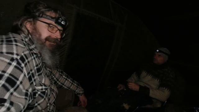 Hechtstreamern + Zanderansitzen = Angeln im Dezember | Bedingungen wie im Knast смотреть онлайн