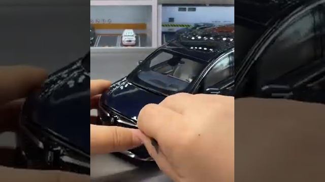 Which One Is Better | Modelcar Collection смотреть онлайн