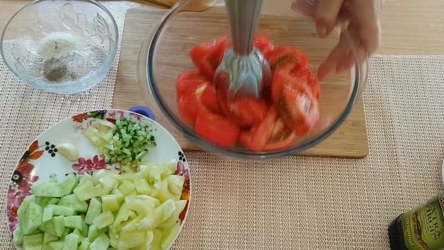 Суп гаспачо розовый