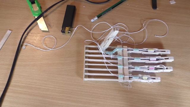 ★ Как сделать механическую руку робота - поделка из палочек от мороженого [часть 2] смотреть онлайн