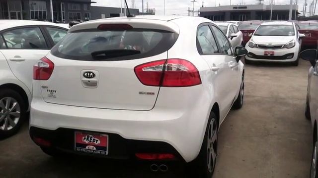 2015 Kia Rio, Snow White, Sun roof and more! смотреть онлайн