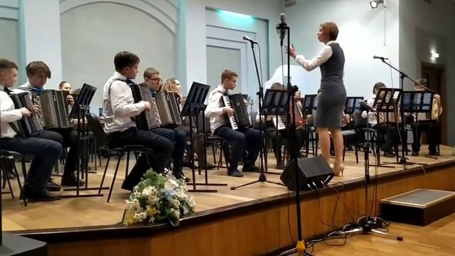 И.  Сипаков.  Дамский магазин.