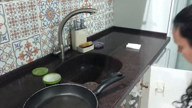 VLOG: готовлю суп-пюре из тыквы и рисовую кашу в горшочке. Тестирую пасту Mystik. Разбираю гардероб смотреть онлайн