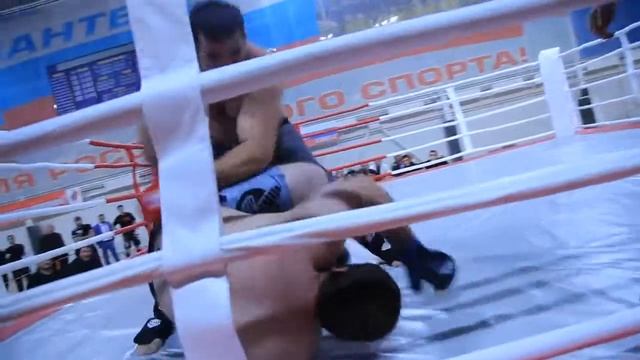 Фархад Ибилкасумов VS Рашид Сиражудинов смотреть онлайн