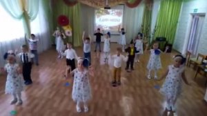 Танец "Дочки и сыночки" старшая группа №11