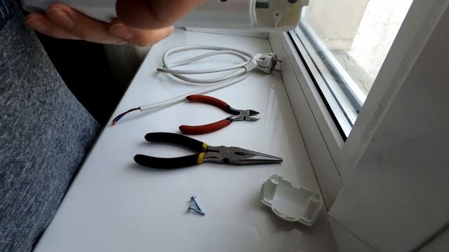 Как сделать переноску/тройник/удлинитель своими руками? Бонус по экономии электричества. смотреть онлайн