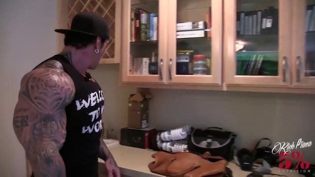 A Day In the Life of Rich Piana Part 5 смотреть онлайн