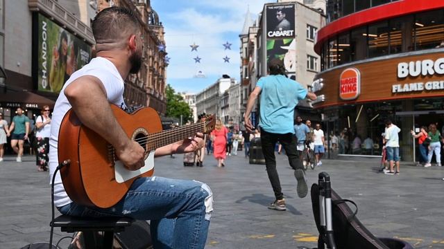 ?? [4K] July 2022, One Of The Best Guitarist Spain Costy (Flamenco Cover),Leicester Square, London смотреть онлайн