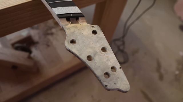 Making a 6 String Bass Guitar смотреть онлайн