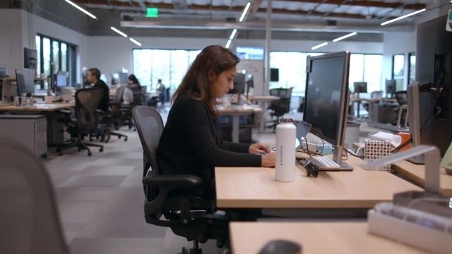 Atlassian x Amplitude Story смотреть онлайн
