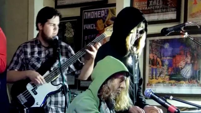 Небослов - Весенний вопрос (на стихи В. Маяковского) (live Космофест на даче Маяковского 14.09.2019 смотреть онлайн