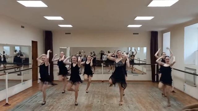Современно-бальный танец (Поклон) смотреть онлайн
