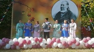 Ходят парами встречаются подружки... /Черноглазый