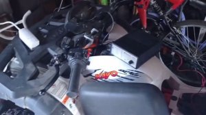 Зима,заводим детский квадроцикл kayo Bull 150 2C. плавают обороты двигателя.