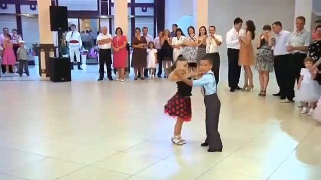 мы с тобой танцуем (кавер) смотреть онлайн