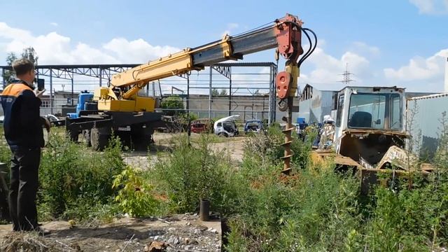 Автокран ивановец ямобур на базе урал вездеход