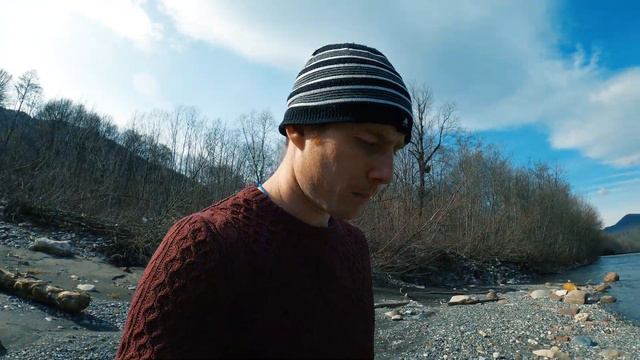 военные отдыхали после погрузки нло, но два нло напало на солдат и меняли структуру. смотреть онлайн