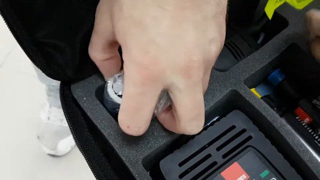 Полировочная машинка Rupes Ibrid Bigfoot смотреть онлайн