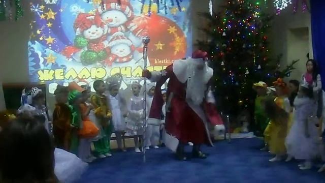 Новогодний утренник 2013 (2) старшая группа смотреть онлайн