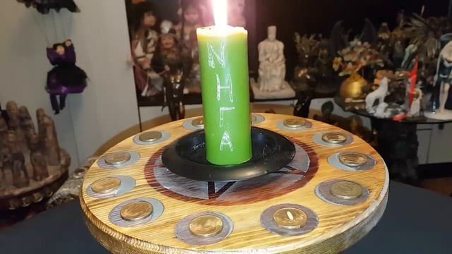 ДВЕНАДЦАТЬ МОНЕТ... ДОСТАТОК НА ВЕСЬ ГОД... ИНГА ХОСРОЕВА смотреть онлайн