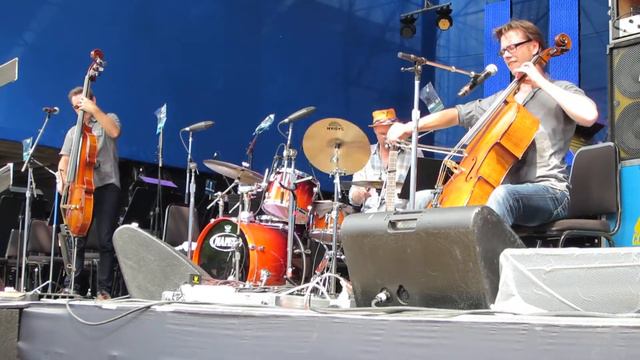 Kevin Fox at Luminato 2012 in Toronto смотреть онлайн