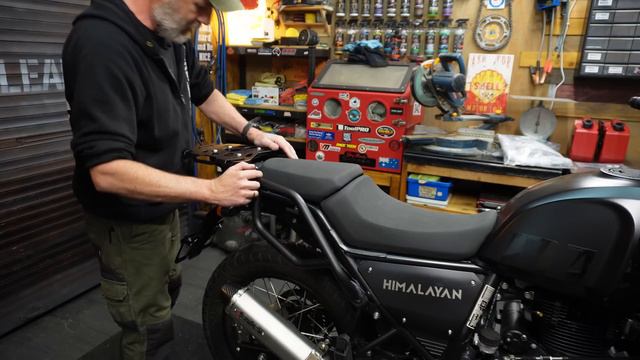 Himalayan Crash Bars & Rear Rack - SRC Adventure Moto смотреть онлайн
