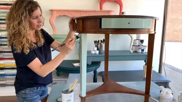 How to paint furniture with Mango Paint - a quick visual tutorial. смотреть онлайн