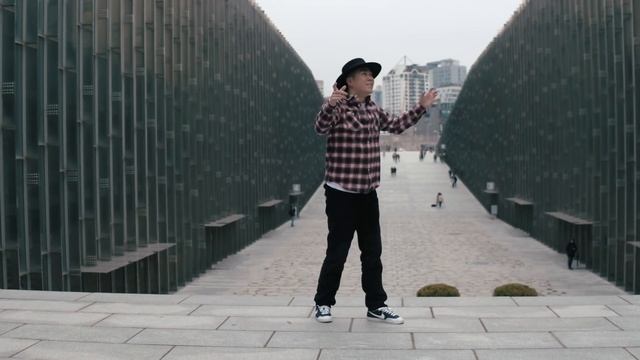HOAN In Ewha Womans University, Seoul | YAKFILMS Popping Dance + Stuss Music