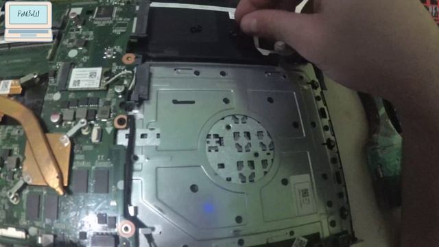 Ноутбук Acer Extensa EX2520G-P70U (n15q1) / чистка, установка SSD, DDR3L смотреть онлайн