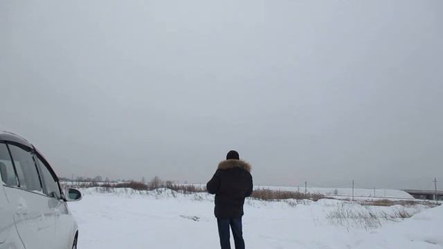 Зимний полет модели СУ-31 EPP у карьера. смотреть онлайн