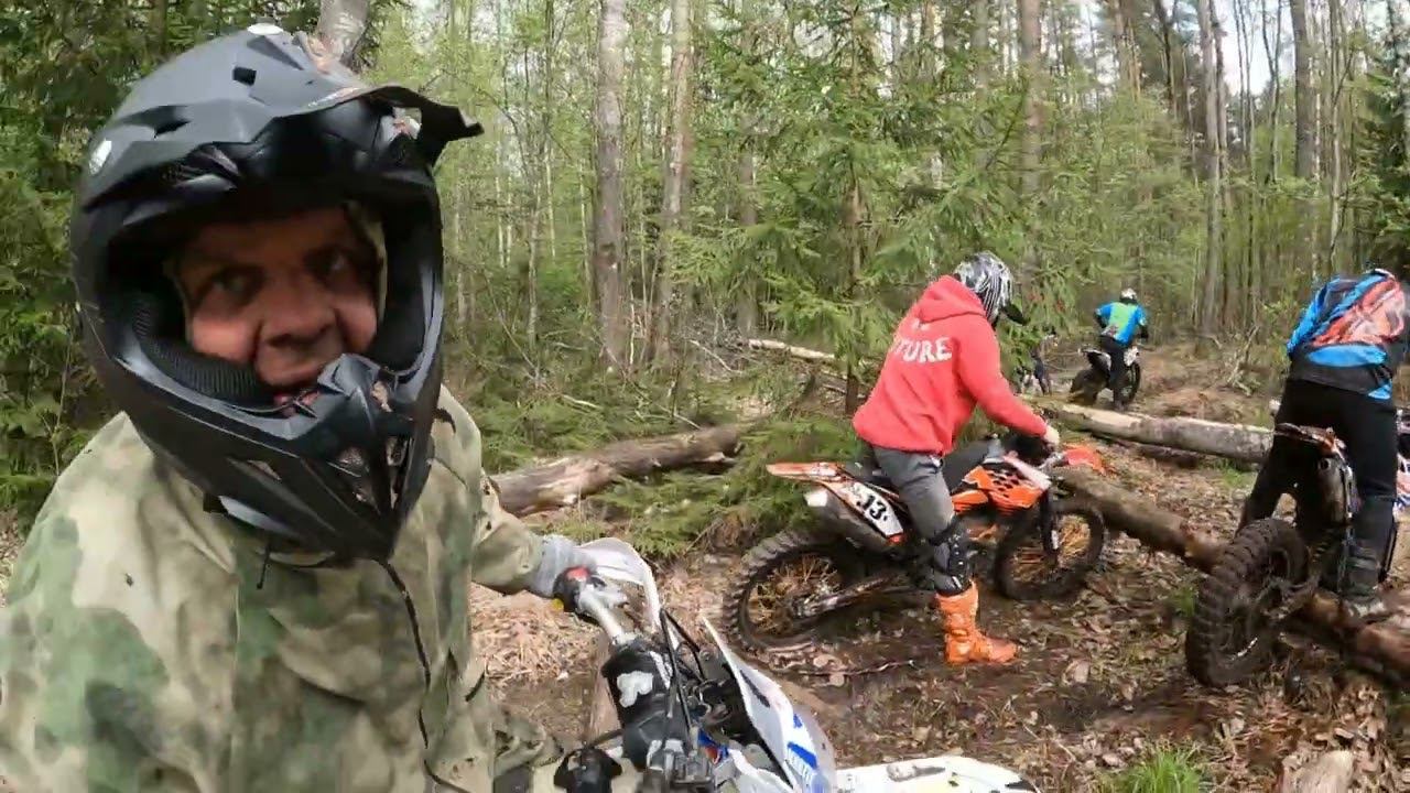 Эндуро заезд на открытие мотосезона 2023 Псков. Полный круг Suzuki TS200R смотреть онлайн