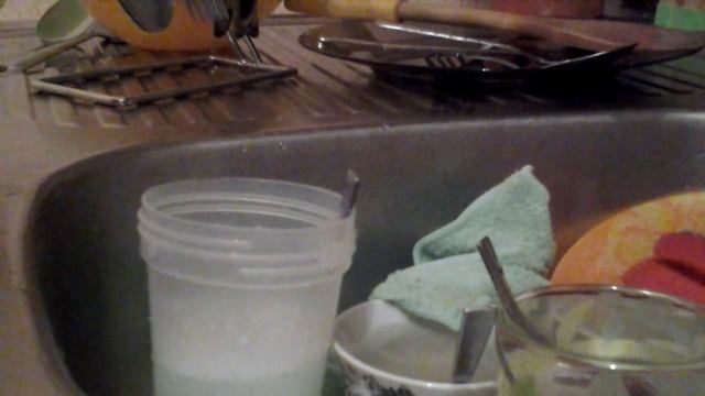 Пена из уксуса,мыла,соды,и+вода смотреть онлайн