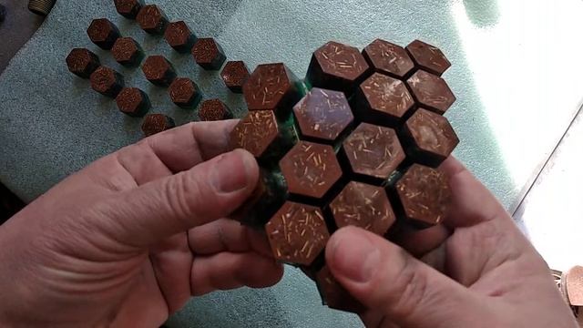 Оргониты. Сакральная геометрия пчелиных сот. Шестигранники. смотреть онлайн