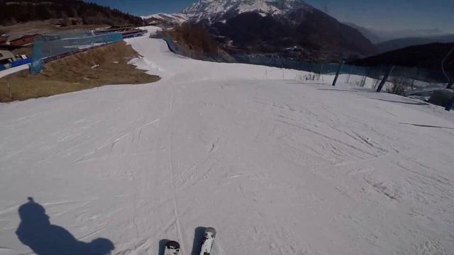 Piste 14 (red), Piste 13 (red), Piste 25 (red), Courmayeur, Italy - 02/2022 - Top to bottom смотреть онлайн
