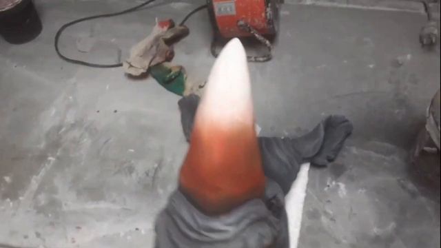 лепные изделия из гипса .льва, медведь, носорога, работа мастерской Мызникова Ивана. смотреть онлайн