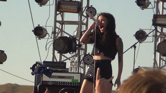Нуки - Реальность @ Тамань 2017 смотреть онлайн