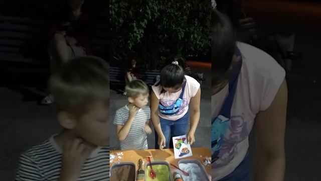 Рисование картины цветным песком смотреть онлайн